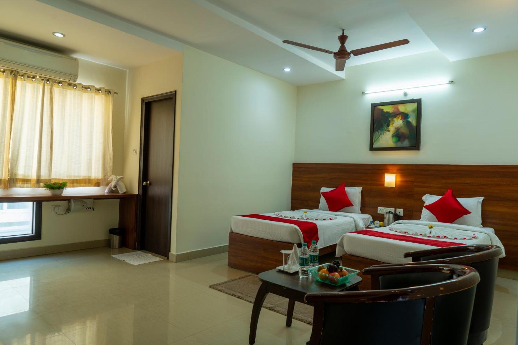 Hotel Krrish Inn - Ameerpet, Hyderabad Exterior photo