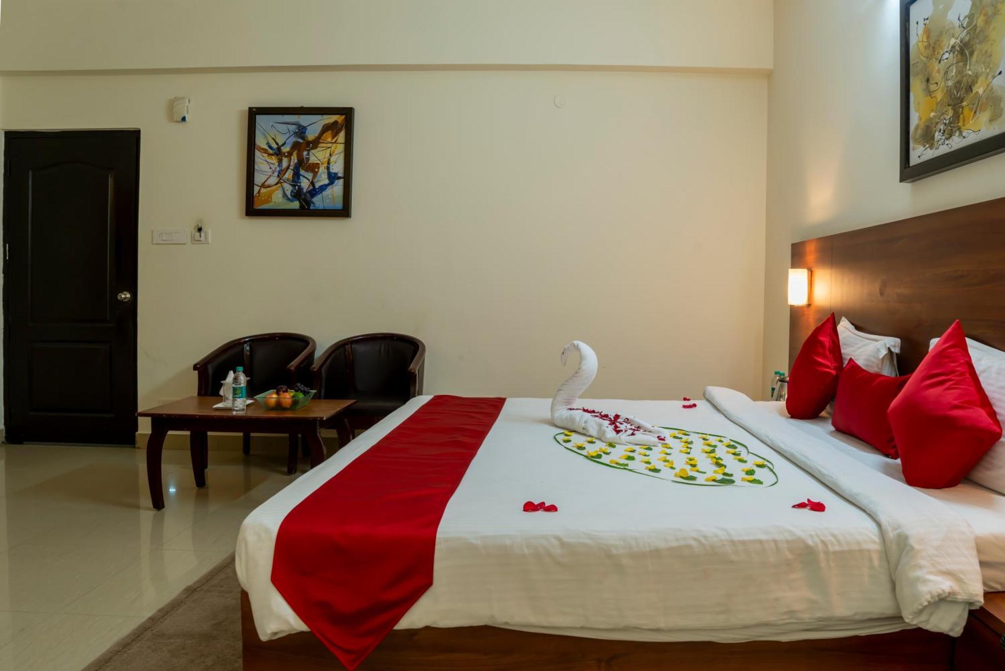 Hotel Krrish Inn - Ameerpet, Hyderabad Exterior photo